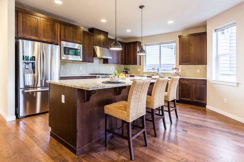  Solid Wood Kitchen Cabinets